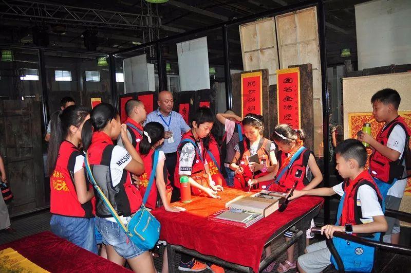 央视快评丨坚定科技报国、为民造福理想